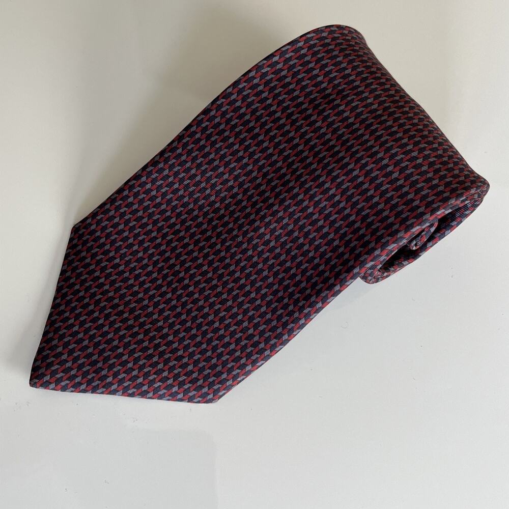 St Michael Marks & Spencer 100% Silk Made in UK Geometric Red Gray Black 3.5x57"
